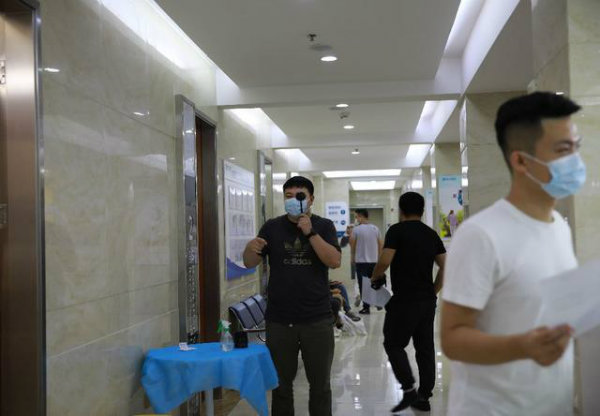 武漢仁愛醫院扎實做好民兵體檢工作